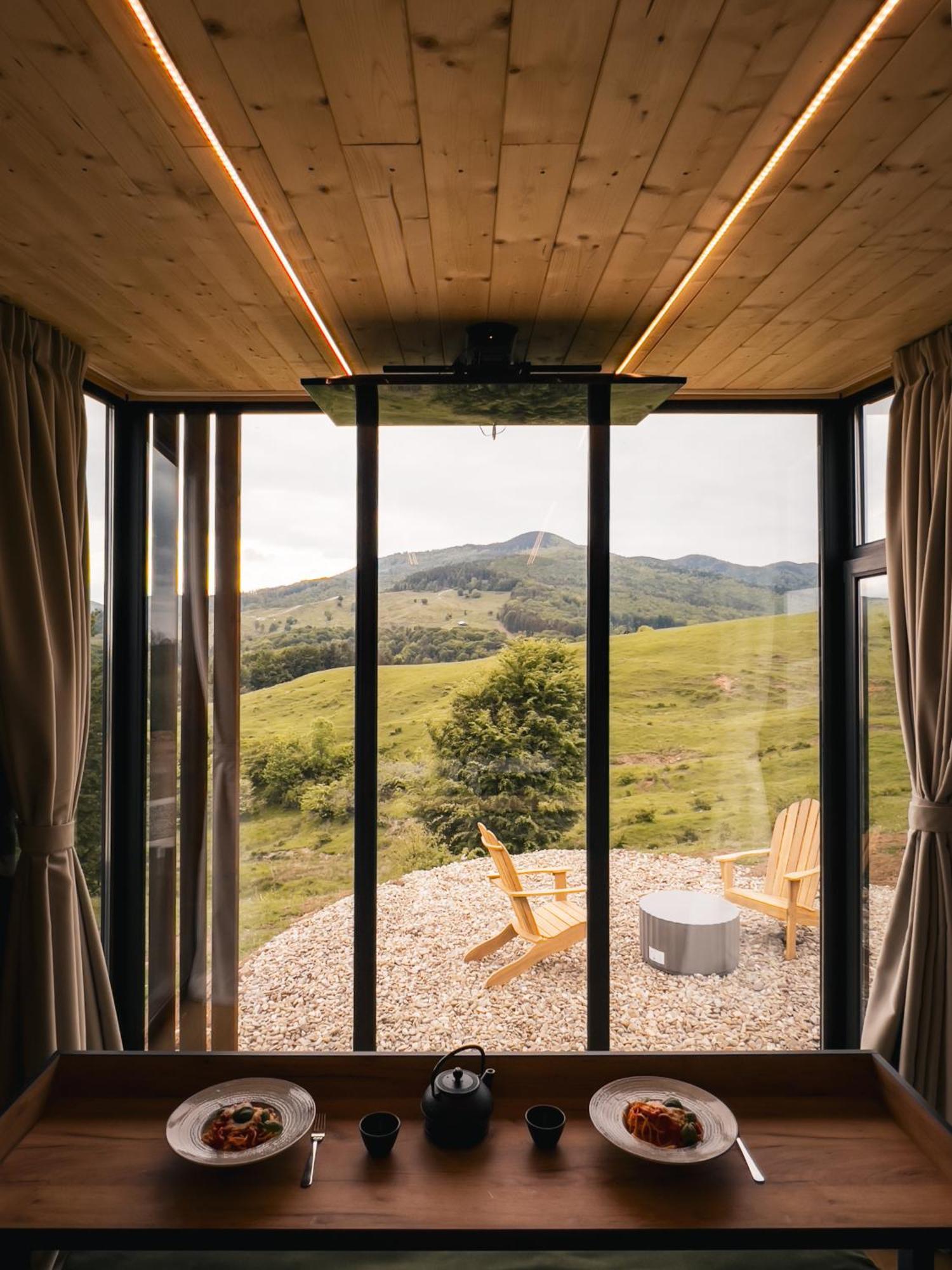 Moon Valley Comarnic Exterior foto